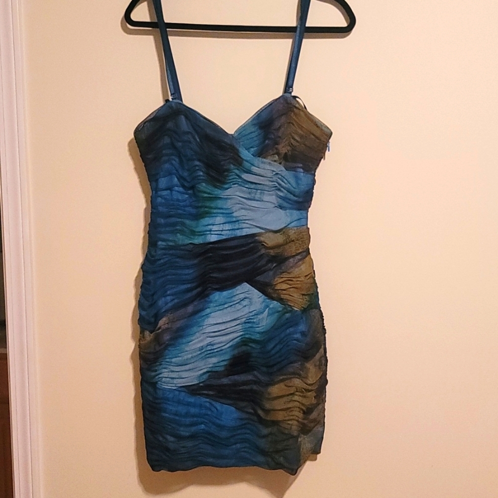 BCBG Maxazria size 12 ocean blue multicolor dress